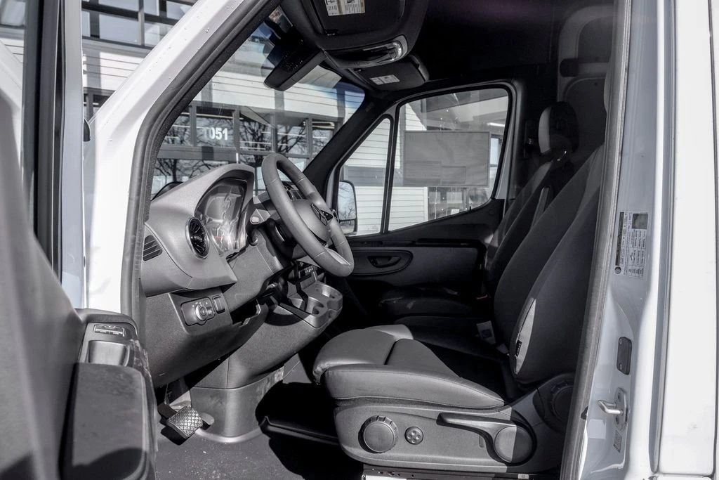 2026 Mercedes-Benz VS30 Sprinter - Image 11 of 21