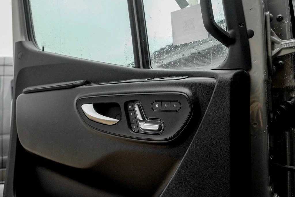 2026 Mercedes-Benz VS30 Sprinter - Image 14 of 21