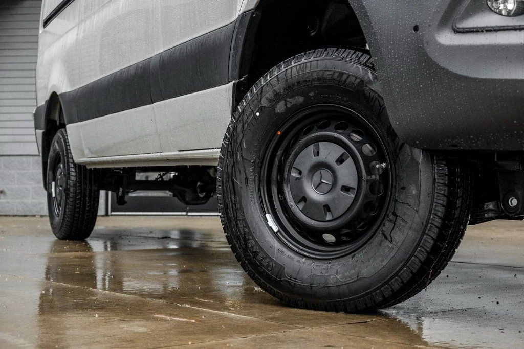 2026 Mercedes-Benz VS30 Sprinter - Image 7 of 21