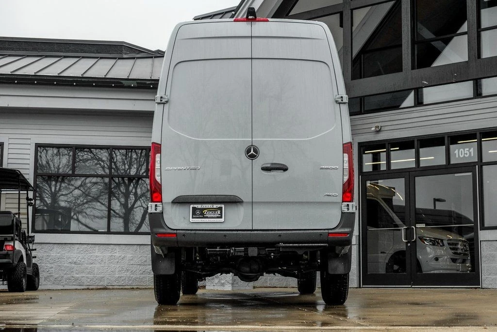 2026 Mercedes-Benz VS30 Sprinter - Image 8 of 21