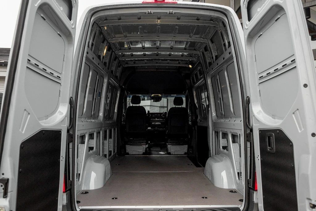 2026 Mercedes-Benz VS30 Sprinter - Image 11 of 21