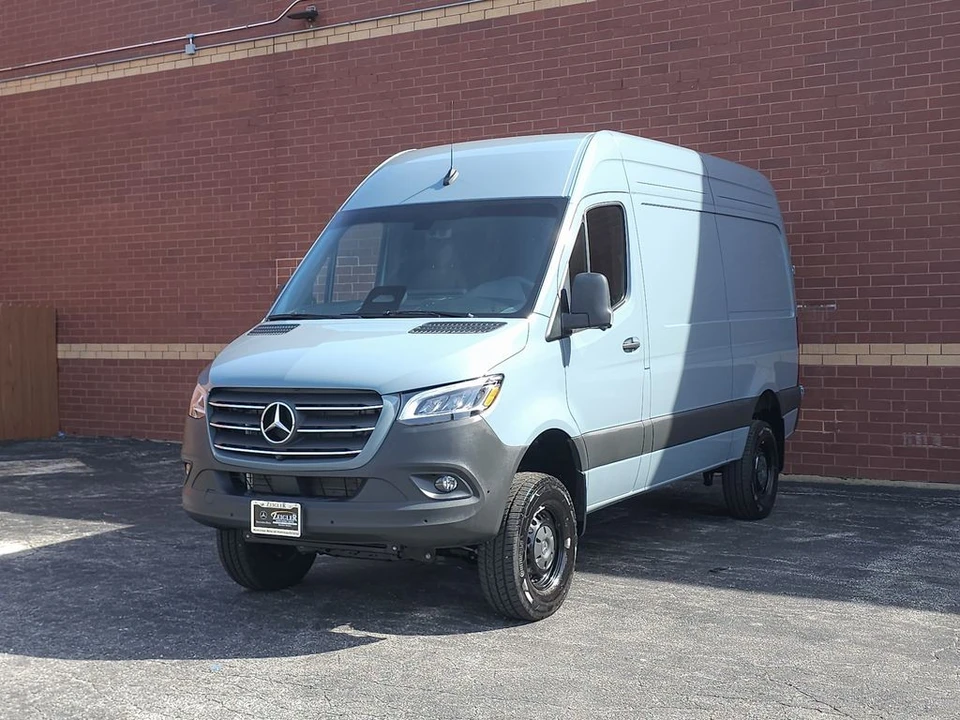 2026 Mercedes-Benz VS30 Sprinter - Image 3 of 21