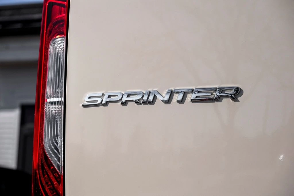 2026 Mercedes-Benz VS30 Sprinter - Image 9 of 21