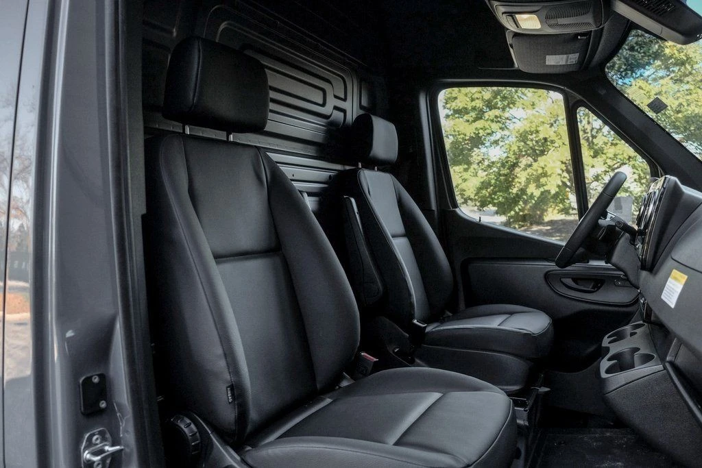 2026 Mercedes-Benz VS30 Sprinter - Image 19 of 21