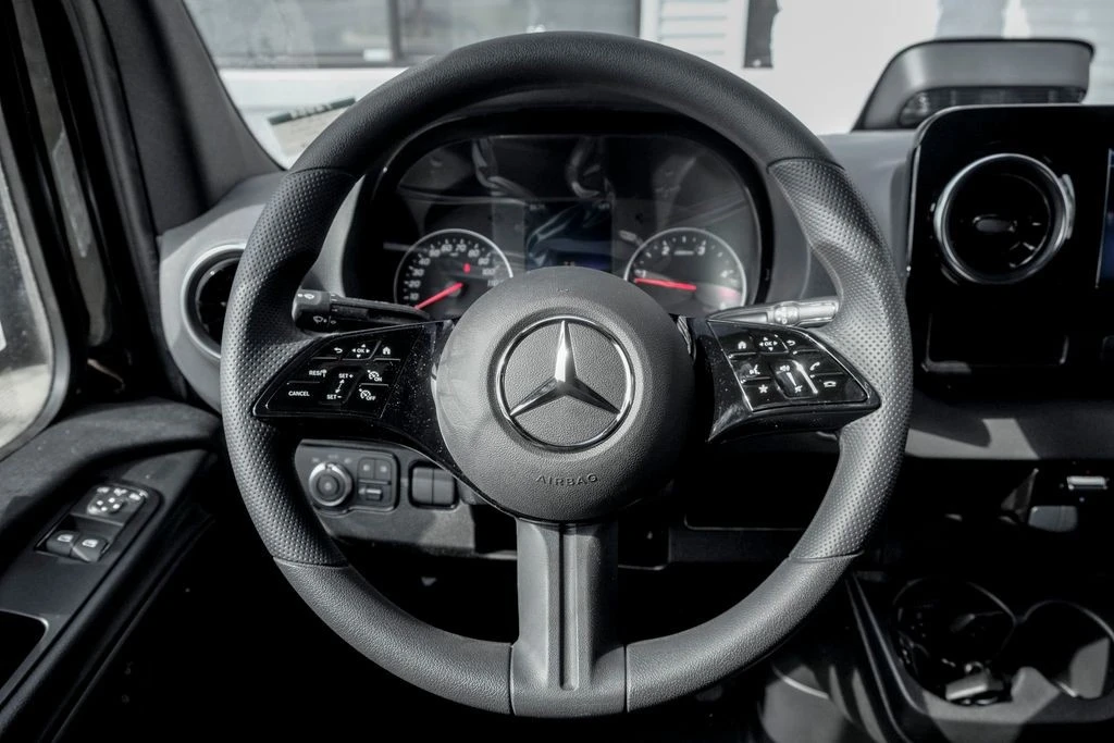 2026 Mercedes-Benz VS30 Sprinter - Image 15 of 21