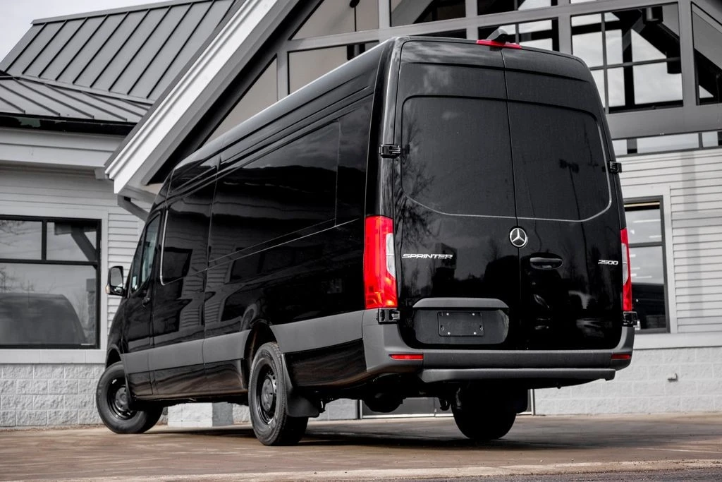 2026 Mercedes-Benz VS30 Sprinter - Image 2 of 21