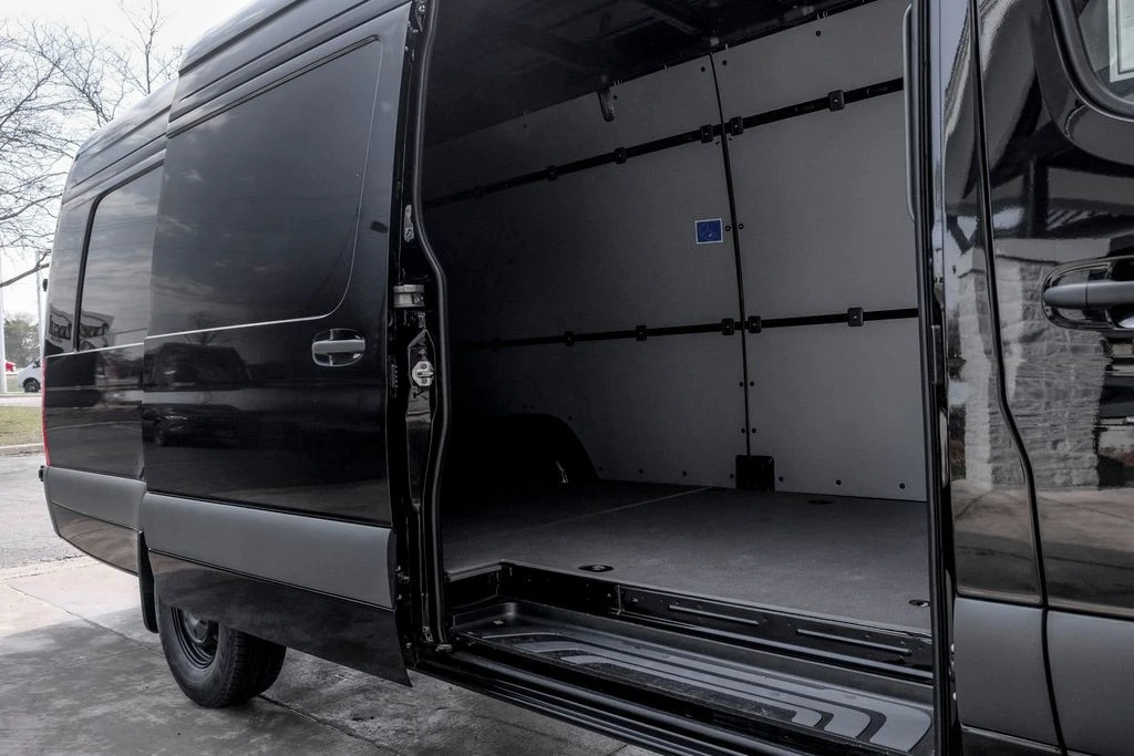 2026 Mercedes-Benz VS30 Sprinter - Image 10 of 21