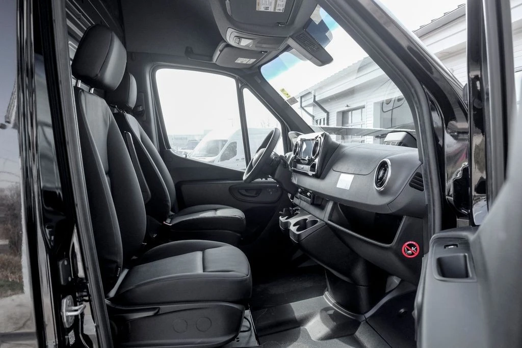2026 Mercedes-Benz VS30 Sprinter - Image 18 of 21