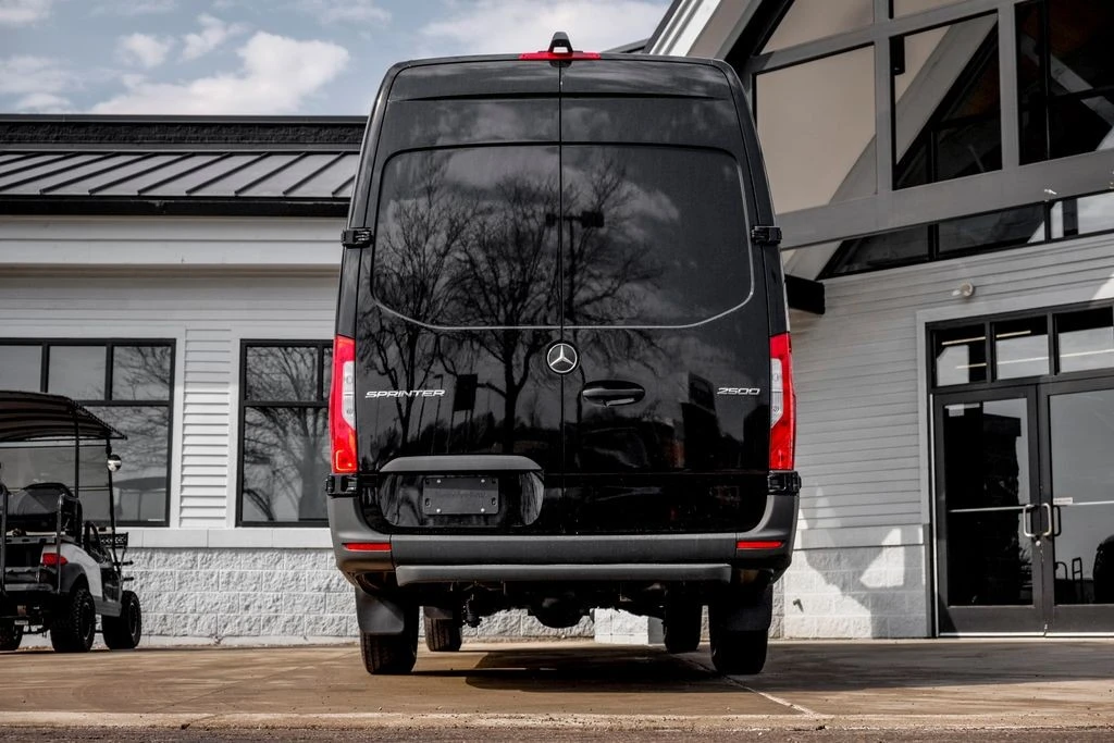2026 Mercedes-Benz VS30 Sprinter - Image 8 of 21