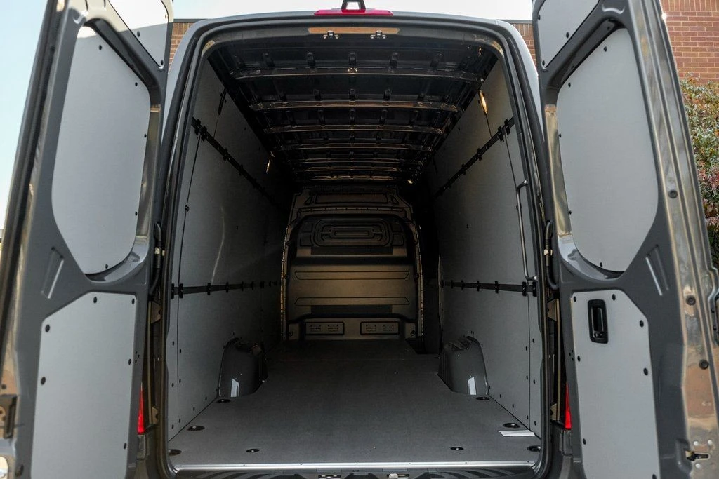 2026 Mercedes-Benz VS30 Sprinter - Image 11 of 21