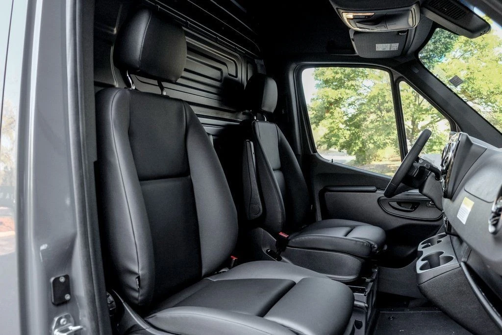2026 Mercedes-Benz VS30 Sprinter - Image 19 of 21