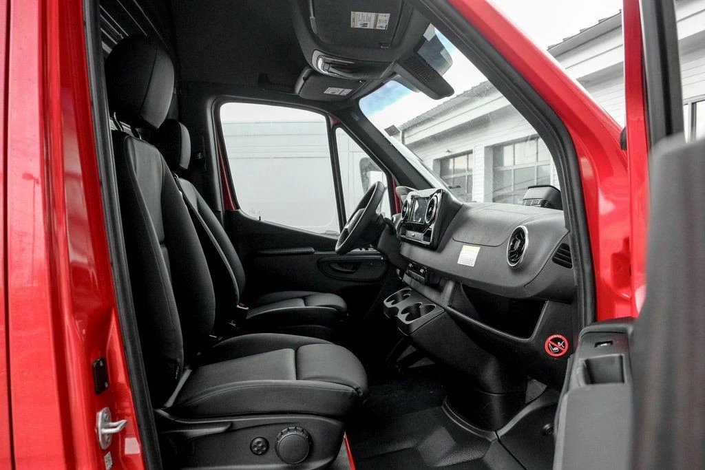 2026 Mercedes-Benz VS30 Sprinter - Image 18 of 21