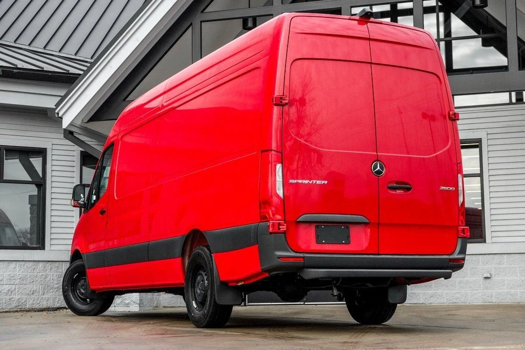 2026 Mercedes-Benz VS30 Sprinter - Image 2 of 21