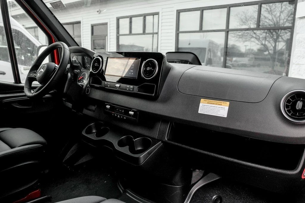 2026 Mercedes-Benz VS30 Sprinter - Image 19 of 21