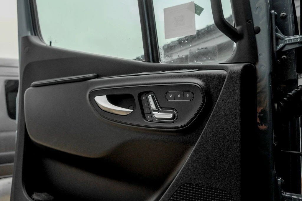 2026 Mercedes-Benz VS30 Sprinter - Image 14 of 21