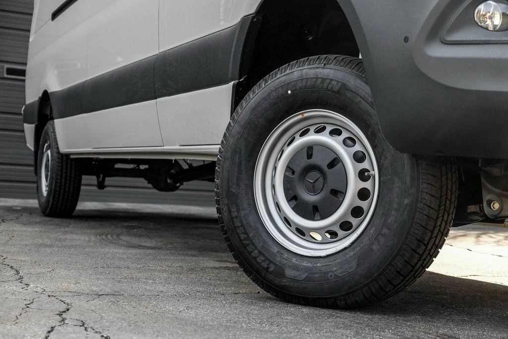 2026 Mercedes-Benz VS30 Sprinter - Image 7 of 21