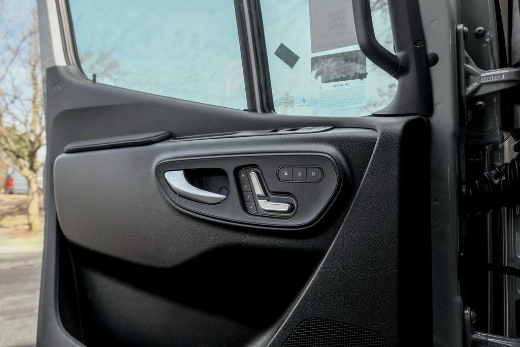 2026 Mercedes-Benz VS30 Sprinter - Image 14 of 21