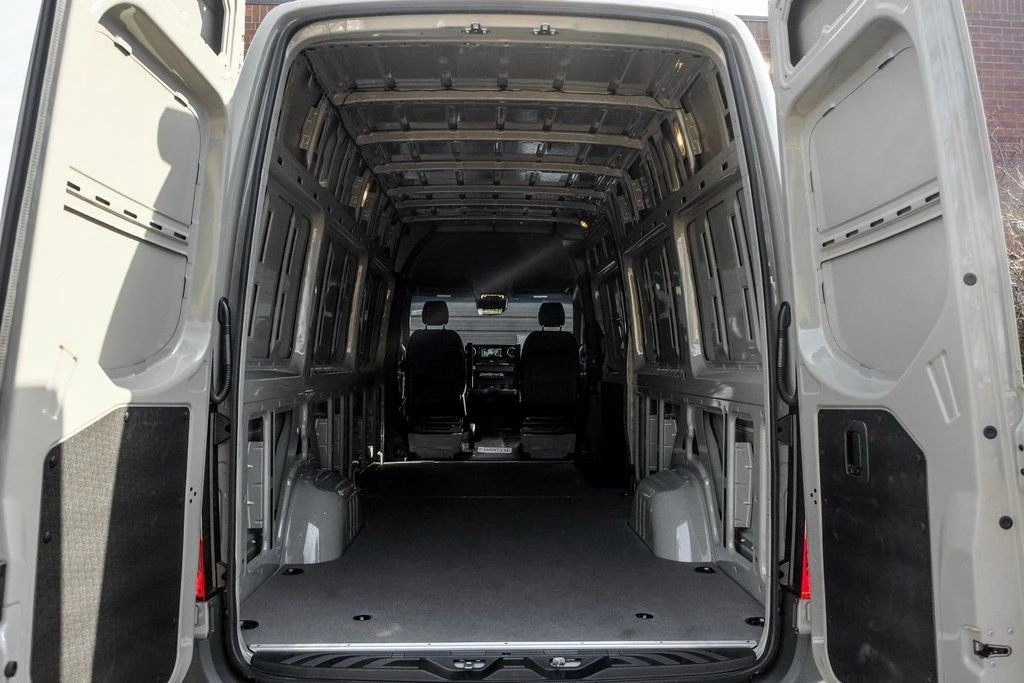 2026 Mercedes-Benz VS30 Sprinter - Image 11 of 21