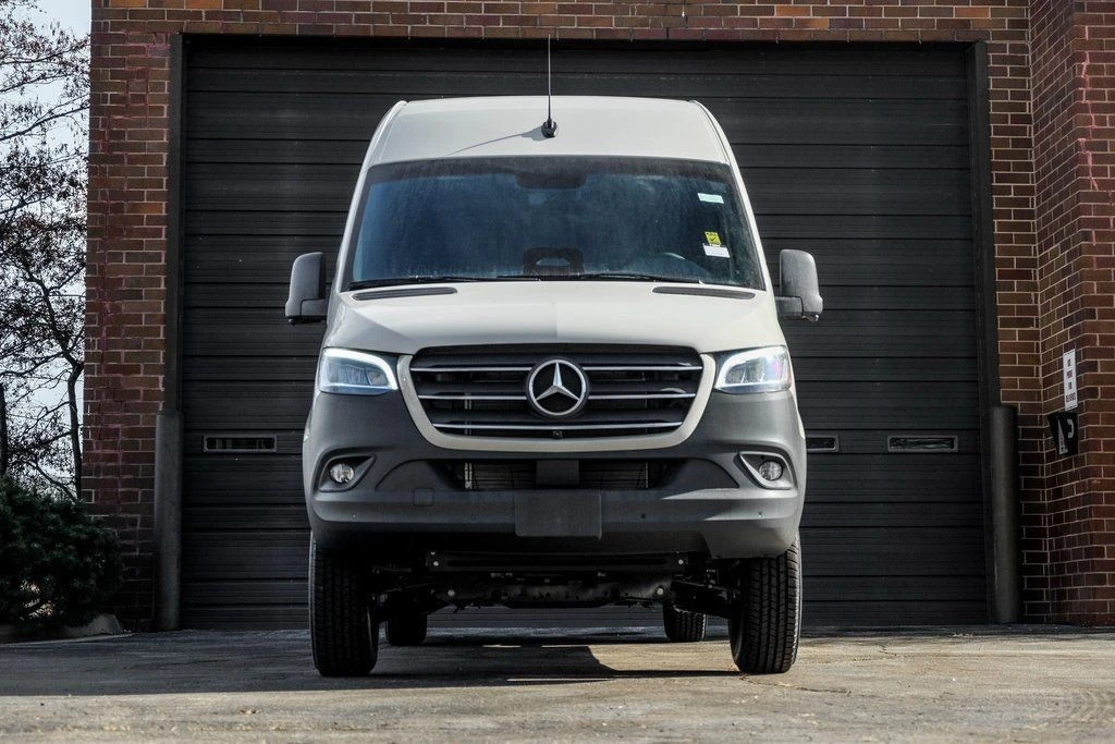 2026 Mercedes-Benz VS30 Sprinter - Image 5 of 21