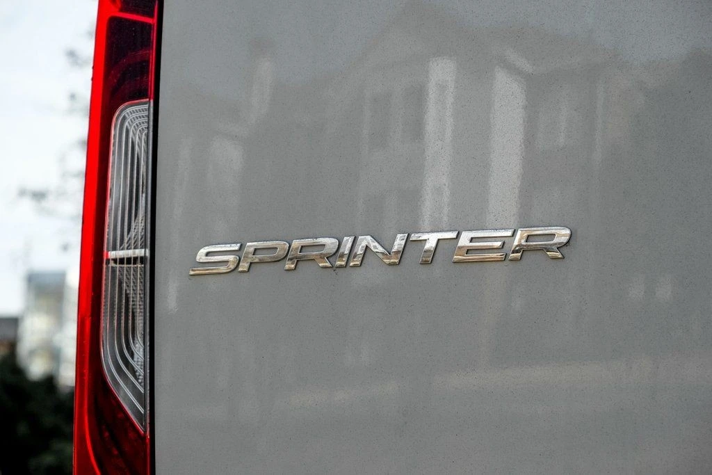 2026 Mercedes-Benz VS30 Sprinter - Image 9 of 21