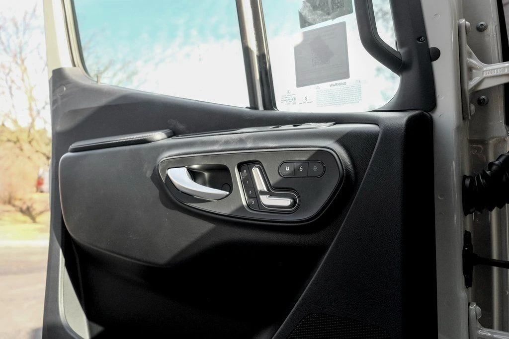 2026 Mercedes-Benz VS30 Sprinter - Image 14 of 21