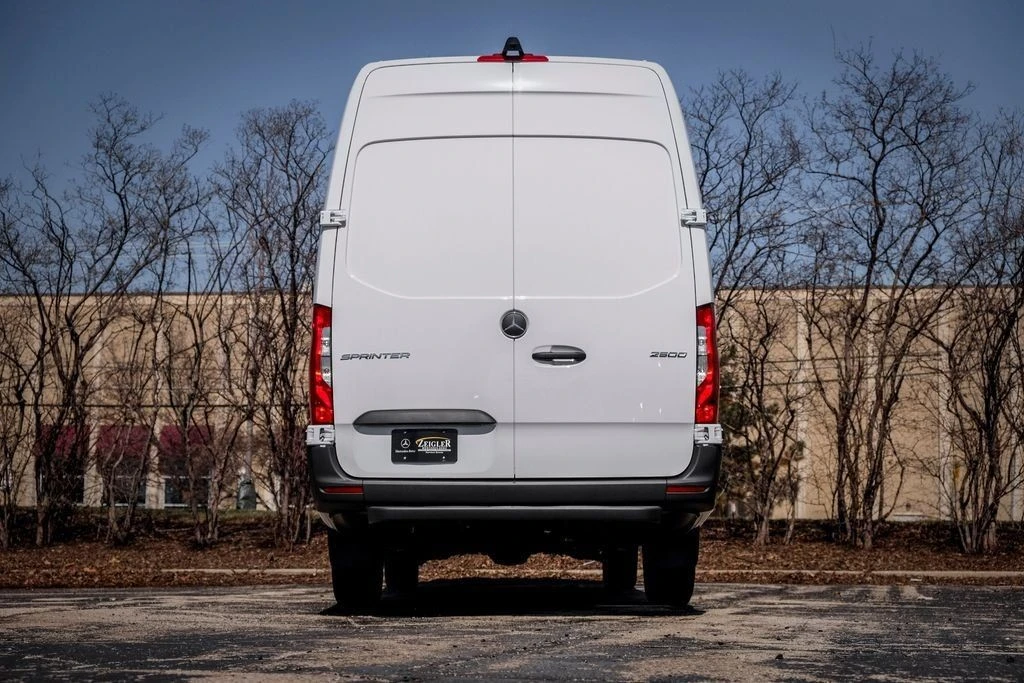 2026 Mercedes-Benz VS30 Sprinter - Image 9 of 21