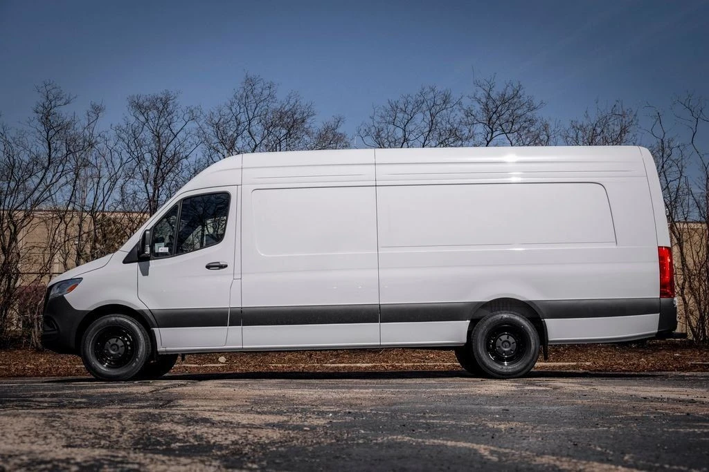 2026 Mercedes-Benz VS30 Sprinter - Image 3 of 21