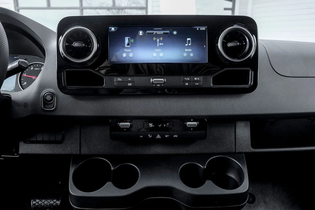 2026 Mercedes-Benz VS30 Sprinter - Image 17 of 21