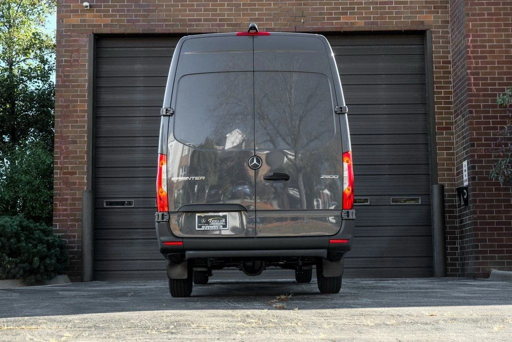 2026 Mercedes-Benz VS30 Sprinter - Image 8 of 21