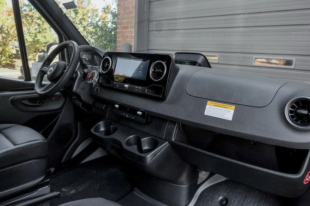 2026 Mercedes-Benz VS30 Sprinter - Image 19 of 21