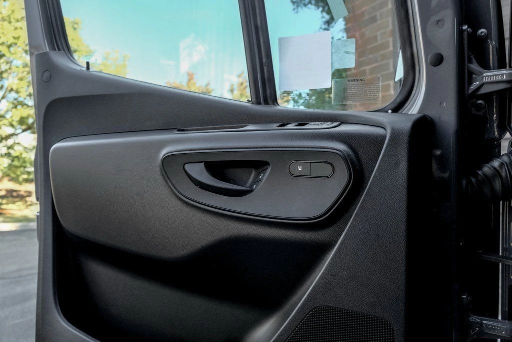2026 Mercedes-Benz VS30 Sprinter - Image 13 of 21