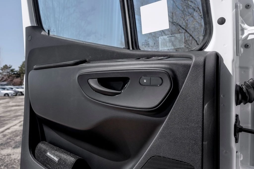 2026 Mercedes-Benz VS30 Sprinter - Image 13 of 21