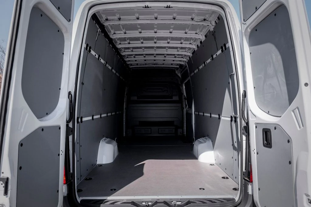 2026 Mercedes-Benz VS30 Sprinter - Image 10 of 21