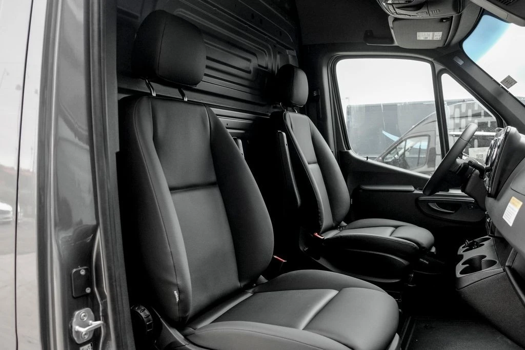 2026 Mercedes-Benz VS30 Sprinter - Image 20 of 30