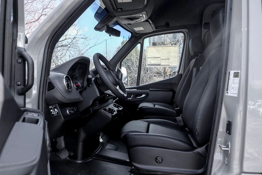 2026 Mercedes-Benz VS30 Sprinter - Image 12 of 21