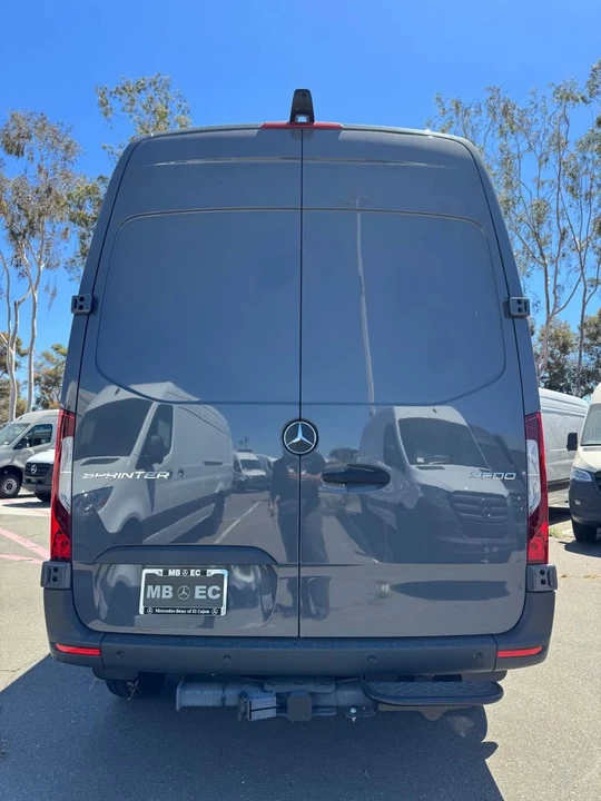 2026 Mercedes-Benz VS30 Sprinter - Image 2 of 7