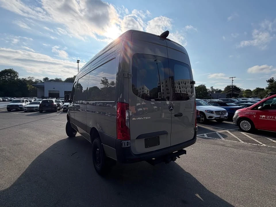 2026 Mercedes-Benz VS30 Sprinter - Image 2 of 9