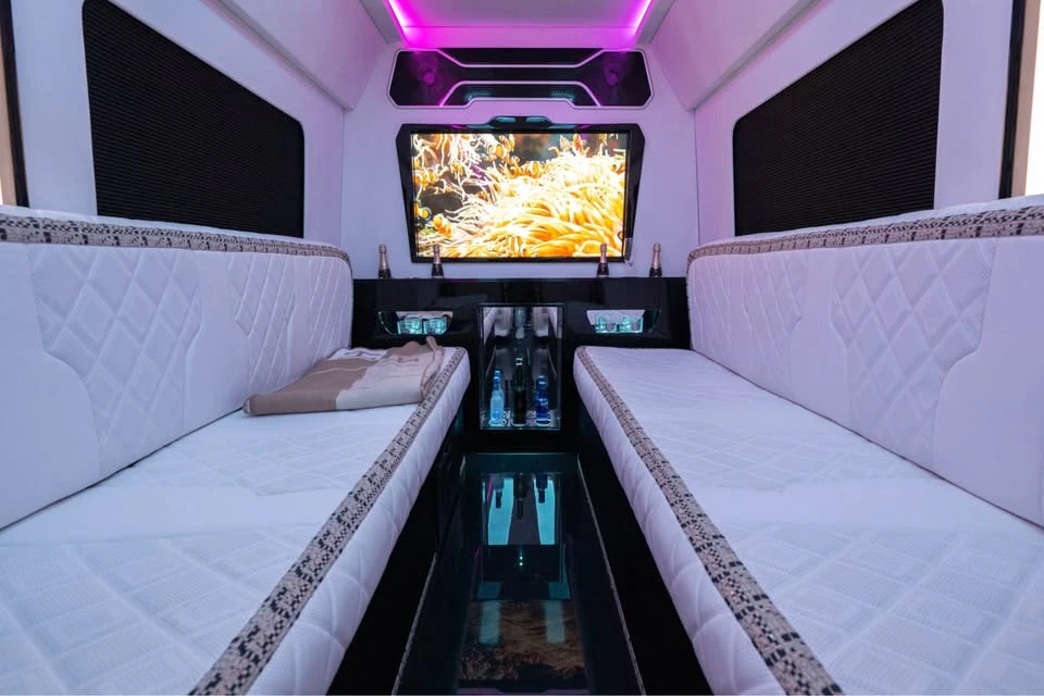 2026 Mercedes-Benz VS30 Sprinter - Image 11 of 19