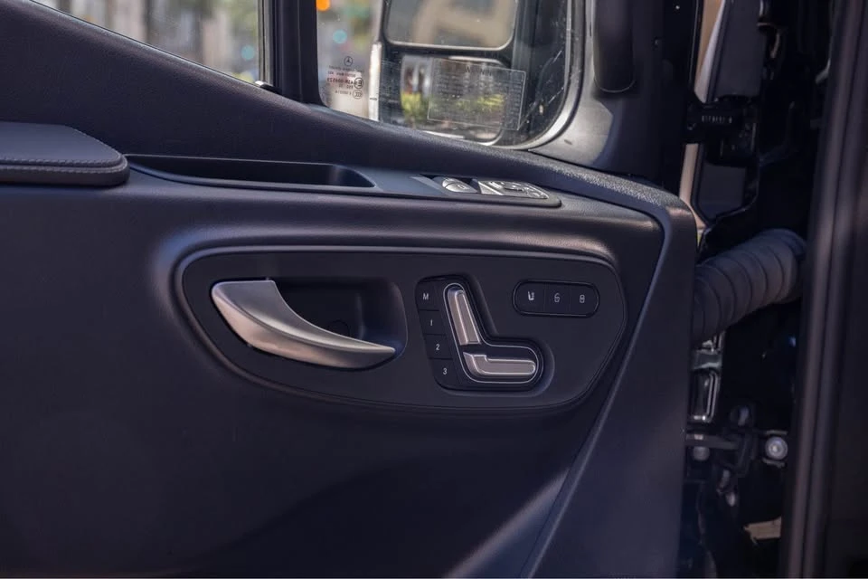 2026 Mercedes-Benz VS30 Sprinter - Image 18 of 19