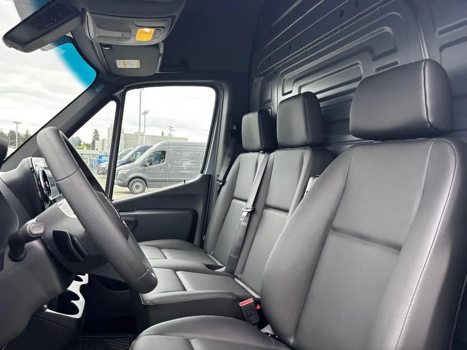 2026 Mercedes-Benz VS30 Sprinter - Image 11 of 14