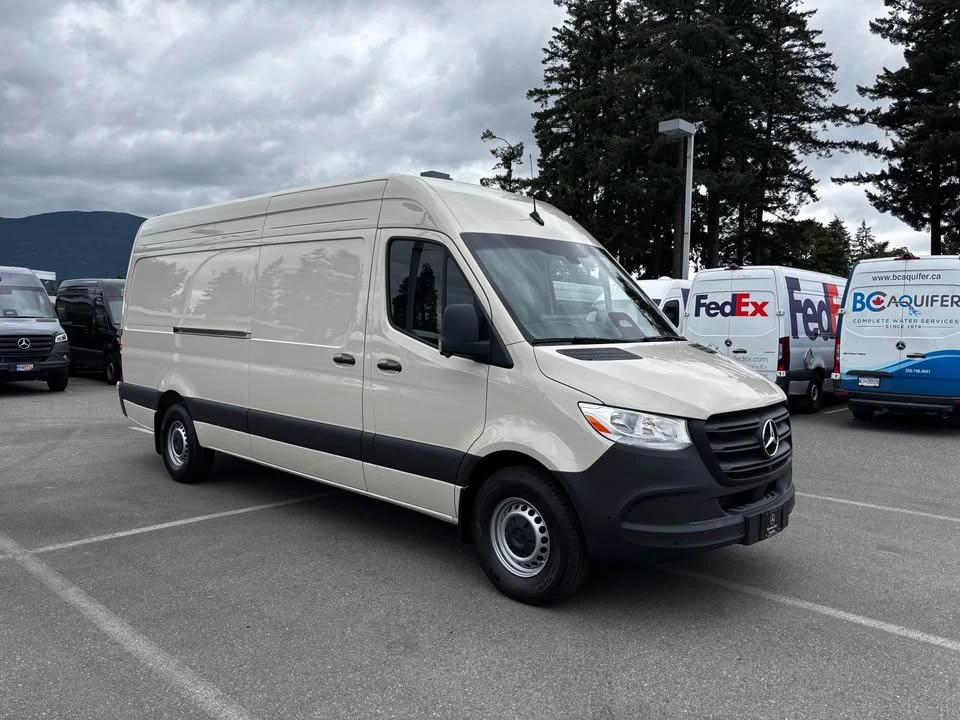 2026 Mercedes-Benz VS30 Sprinter - Image 6 of 16