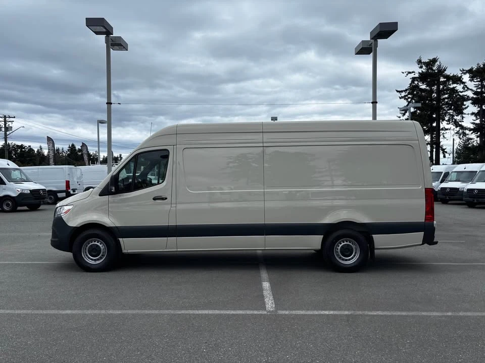 2026 Mercedes-Benz VS30 Sprinter - Image 2 of 16