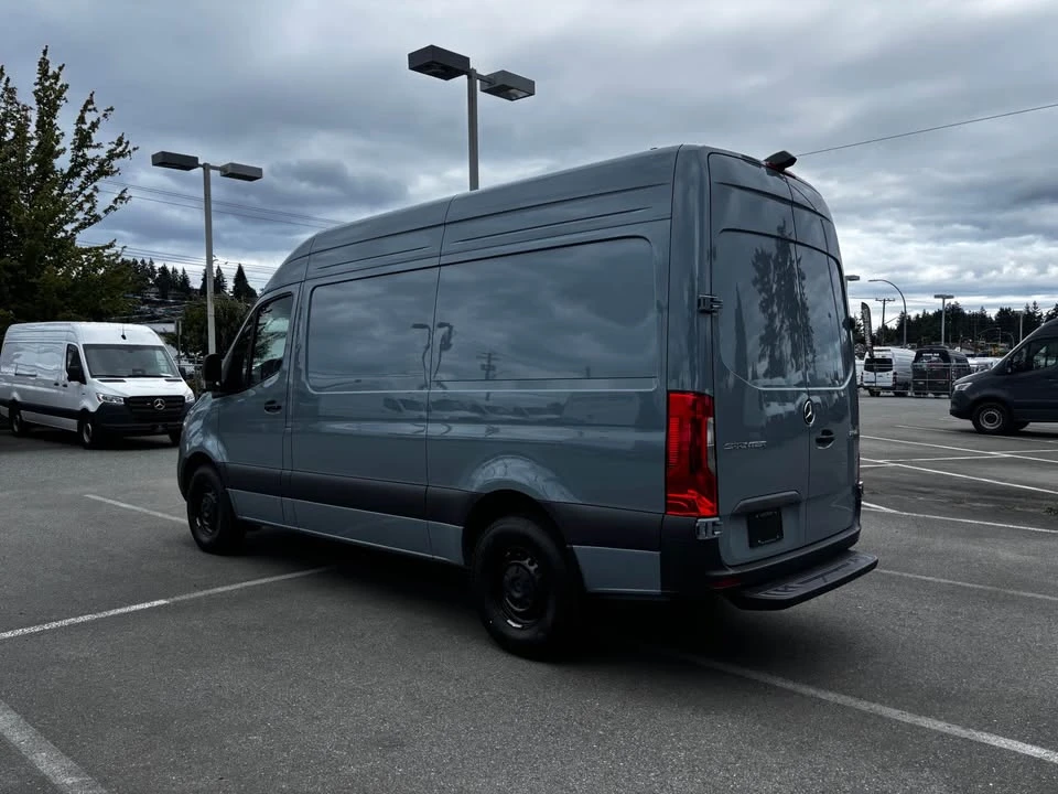 2026 Mercedes-Benz VS30 Sprinter - Image 3 of 14