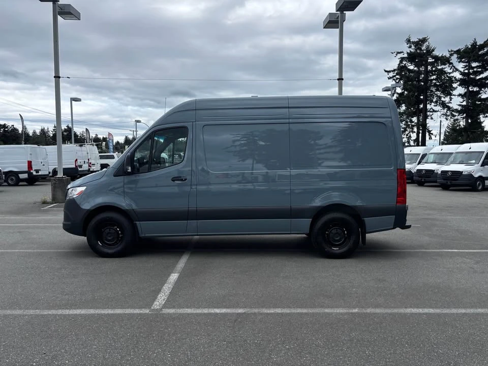2026 Mercedes-Benz VS30 Sprinter - Image 2 of 14