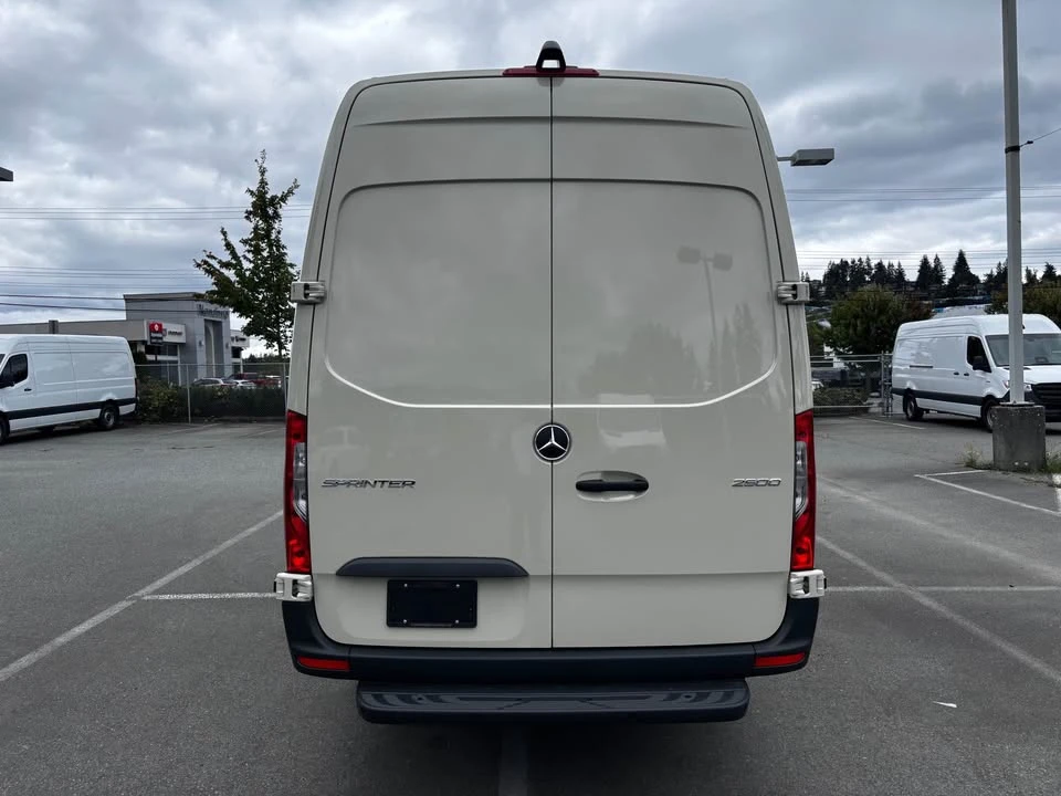 2026 Mercedes-Benz VS30 Sprinter - Image 4 of 16