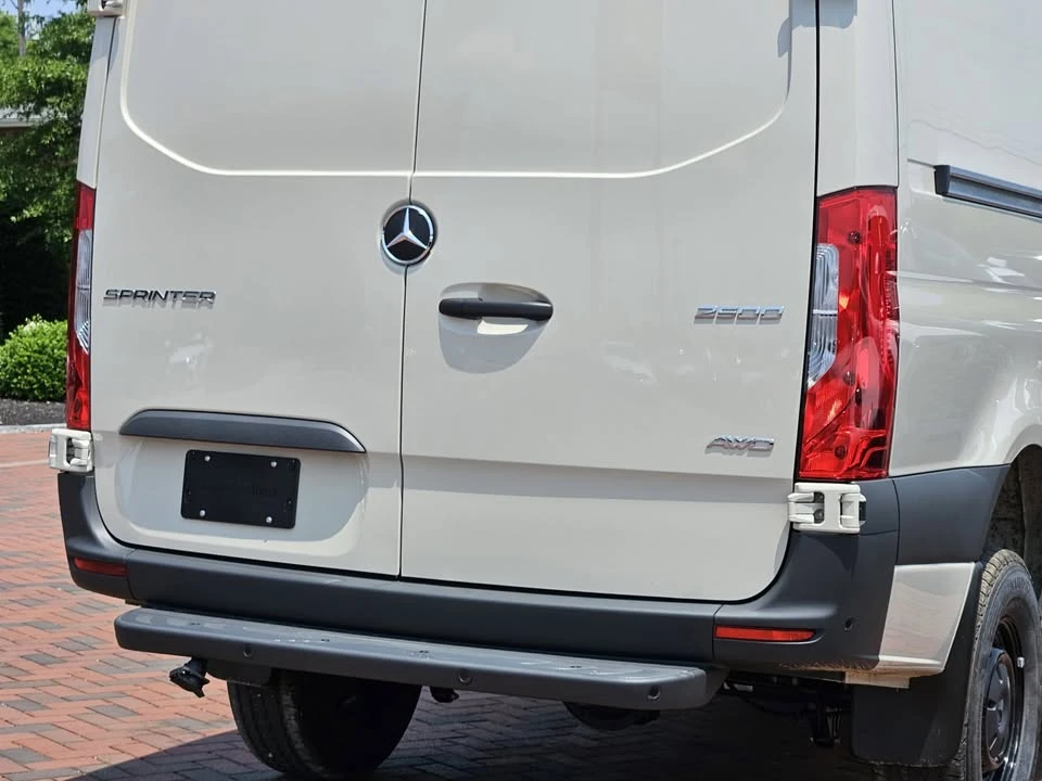 2026 Mercedes-Benz VS30 Sprinter - Image 6 of 20