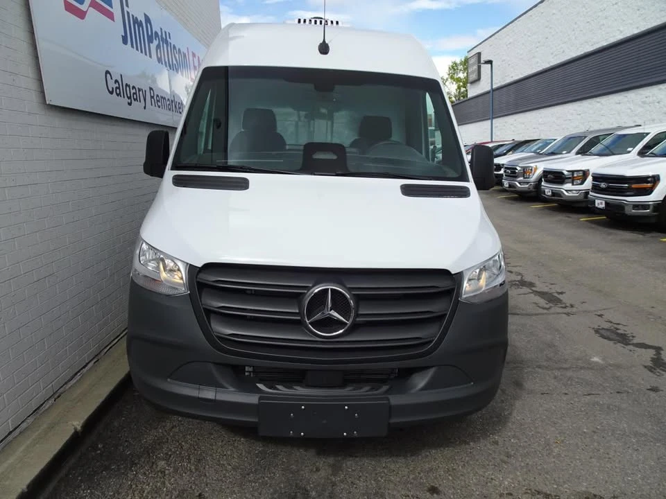 2026 Mercedes-Benz VS30 Sprinter - Image 6 of 10
