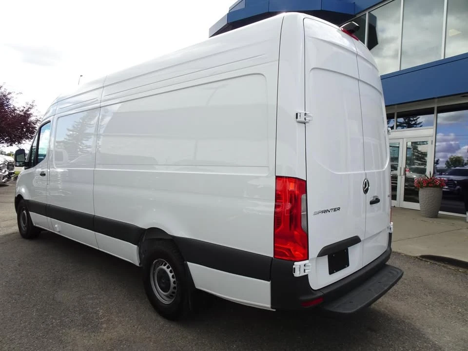2026 Mercedes-Benz VS30 Sprinter - Image 7 of 10