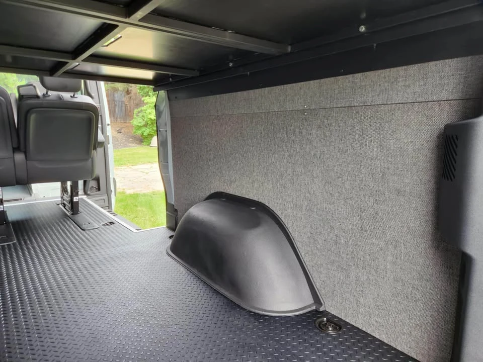 2026 Mercedes-Benz VS30 Sprinter - Image 12 of 16