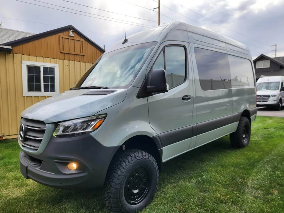 2026 Mercedes-Benz VS30 Sprinter - Image 4 of 16